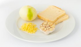 Cibulová polévka / Sopa cebollera - suroviny