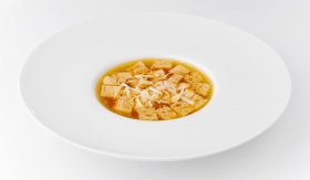 Navarská česneková polévka / Sopa de ajo de navarra