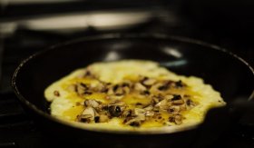 Vesnická omeleta / Tortilla de payés - příprava